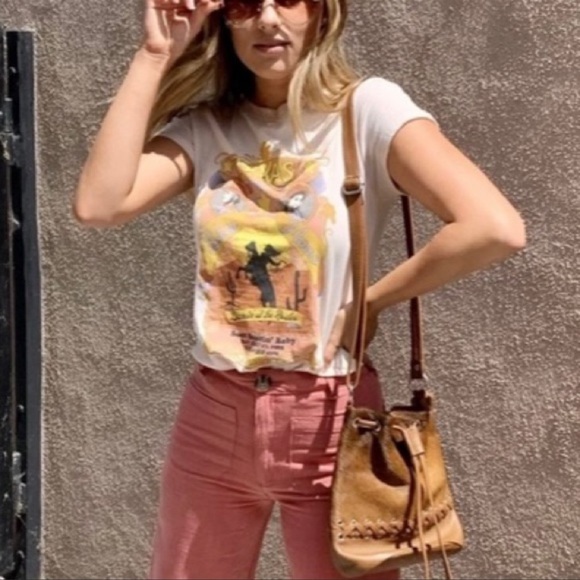 Vintage Texas Graphic Tee In The Perfect Print - Picture 4 of 10